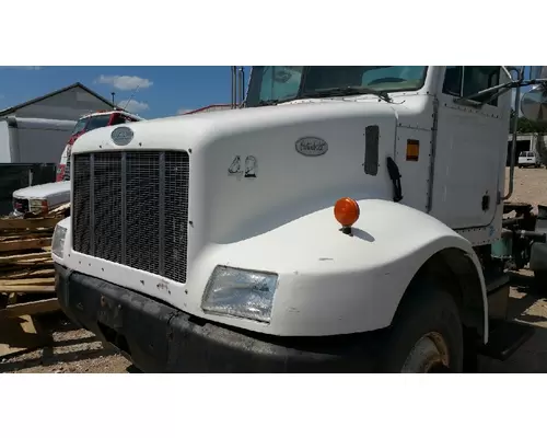 PETERBILT 330 Hood 