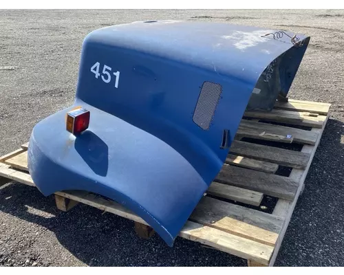 PETERBILT 330 Hood