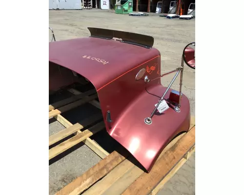 PETERBILT 330 Hood