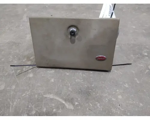 PETERBILT 330 INTERIOR PARTS, MISC.