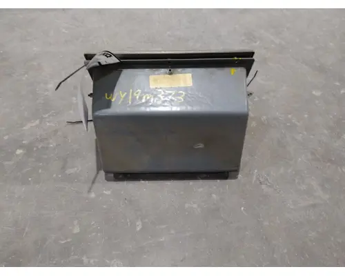 PETERBILT 330 INTERIOR PARTS, MISC.