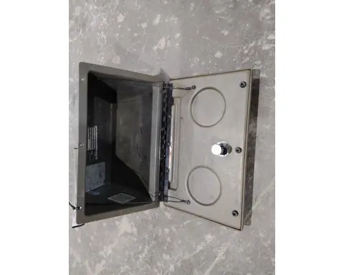 PETERBILT 330 INTERIOR PARTS, MISC.