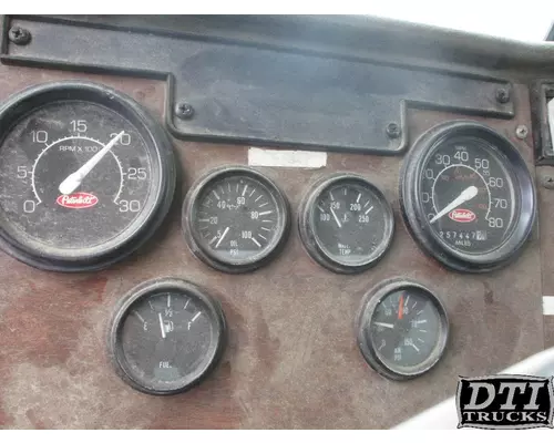 PETERBILT 330 Instrument Cluster