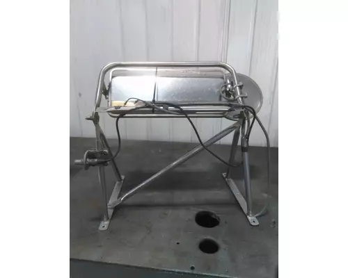 PETERBILT 330 MIRROR ASSEMBLY CABDOOR