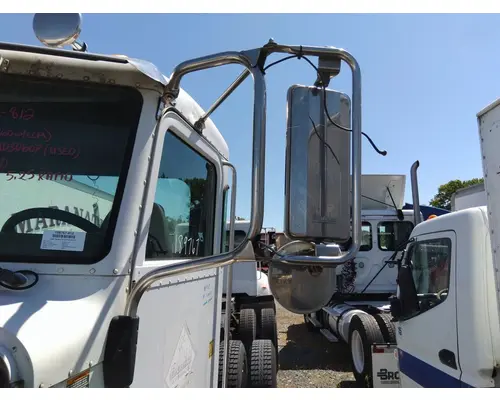 PETERBILT 330 MIRROR ASSEMBLY CABDOOR