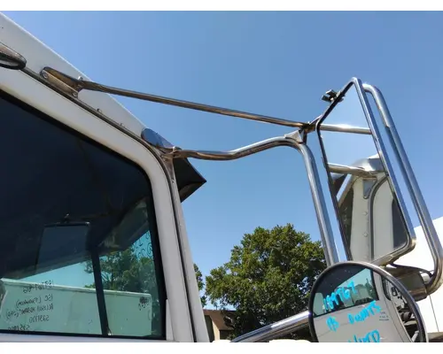 PETERBILT 330 MIRROR ASSEMBLY CABDOOR