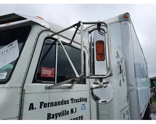 PETERBILT 330 MIRROR ASSEMBLY CABDOOR