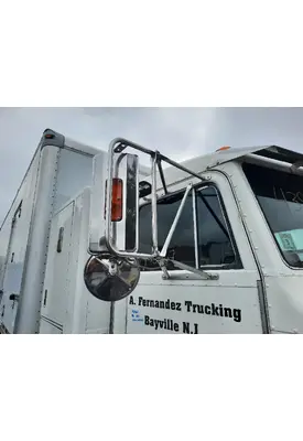 PETERBILT 330 MIRROR ASSEMBLY CAB/DOOR