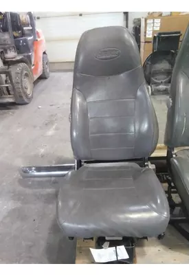 PETERBILT 330 SEAT, FRONT