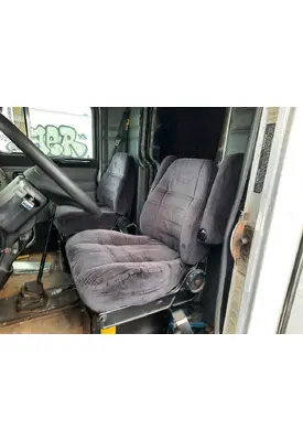 PETERBILT 330 SEAT, FRONT