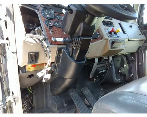 PETERBILT 330 STEERING COLUMN
