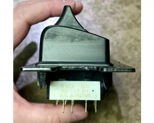 PETERBILT 330 Switch, misc 