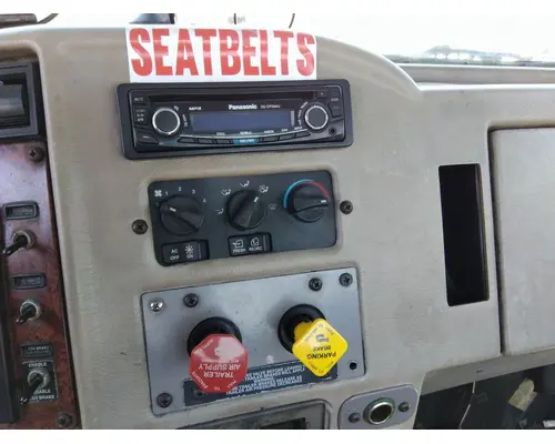 PETERBILT 330 TEMPERATURE CONTROL