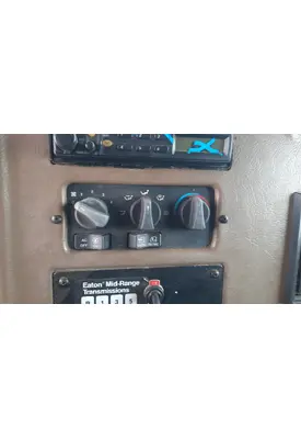 PETERBILT 330 TEMPERATURE CONTROL