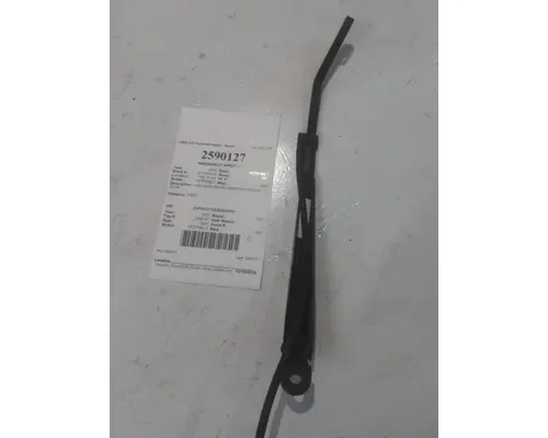 PETERBILT 330 WINDSHIELD WIPER ARM