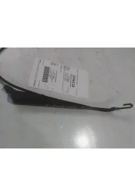 PETERBILT 330 WINDSHIELD WIPER ARM
