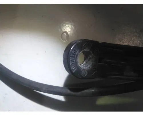 PETERBILT 330 WINDSHIELD WIPER ARM