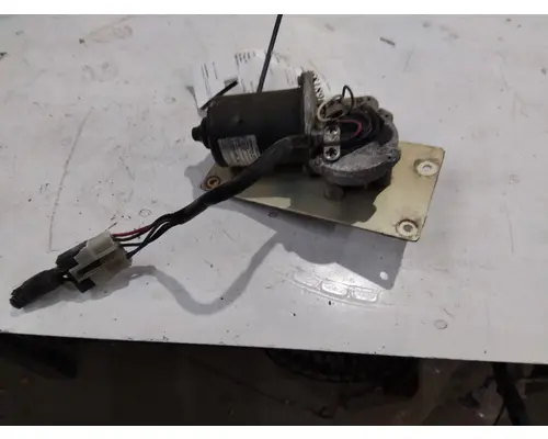 PETERBILT 330 WINDSHIELD WIPER MOTOR
