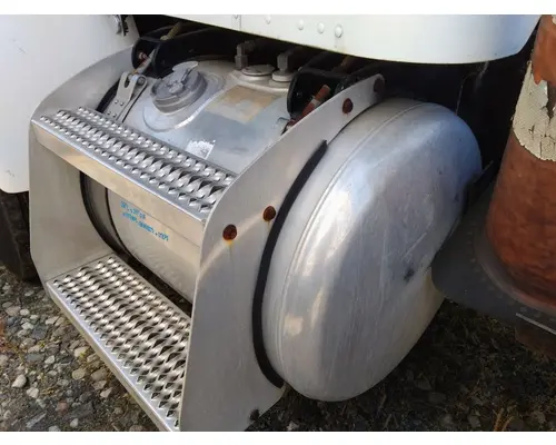 PETERBILT 335 2005-2020 FUEL TANK