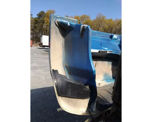 PETERBILT 335 2005-2020 HOOD