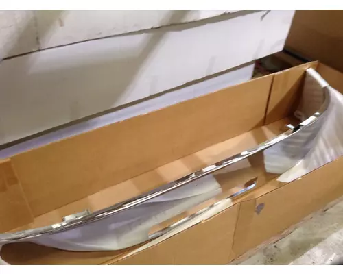 PETERBILT 335 2006-2010 BUMPER ASSEMBLY, FRONT