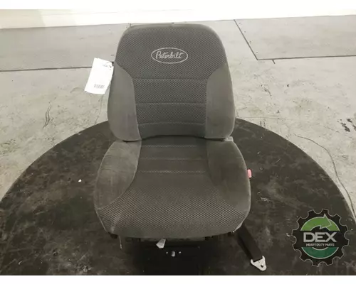 PETERBILT 335 8521 front seat, complete