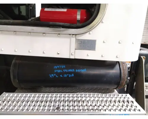 PETERBILT 335 AIR TANK