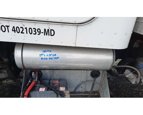 PETERBILT 335 AIR TANK