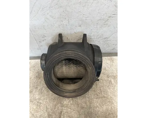 PETERBILT 335 Air Cleaner