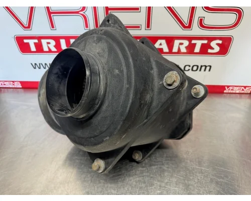 PETERBILT 335 Air Cleaner
