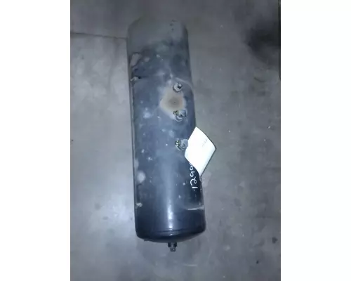 PETERBILT 335 Air Tank