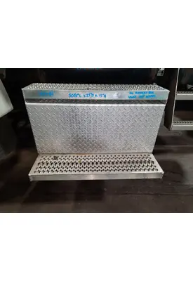 PETERBILT 335 BATTERY BOX