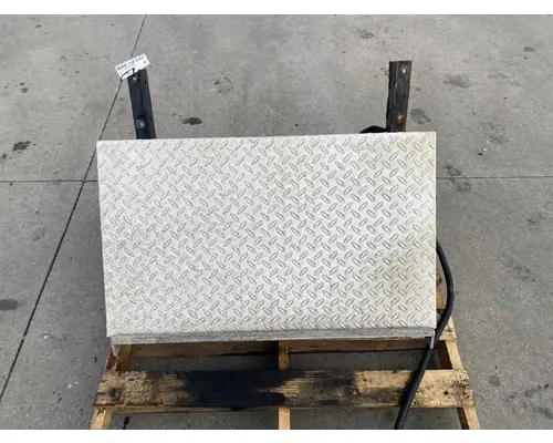 PETERBILT 335 Battery Box