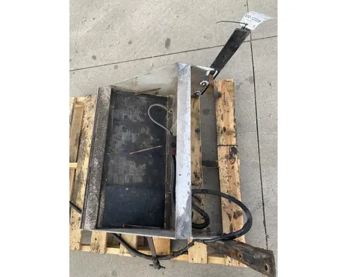 PETERBILT 335 Battery Box