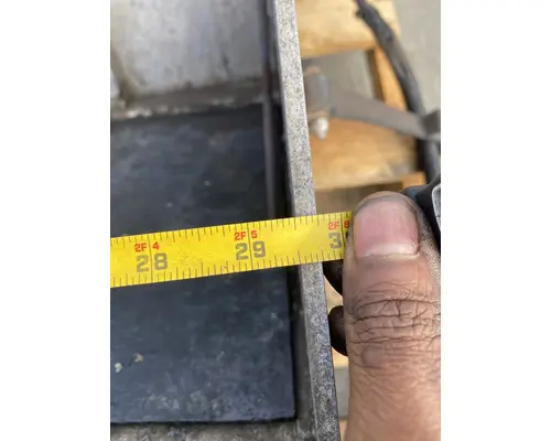 PETERBILT 335 Battery Box