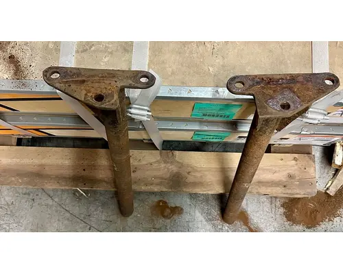 PETERBILT 335 Brackets, Misc.