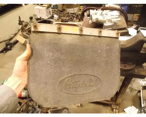 PETERBILT 335 Brackets, Misc.