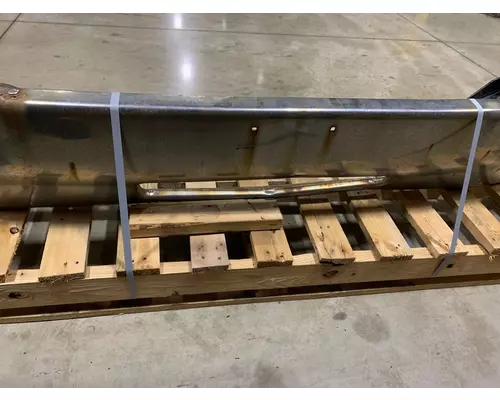 PETERBILT 335 Bumper Assembly, Front