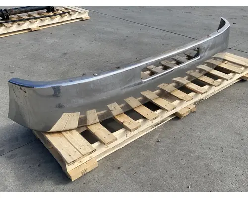 PETERBILT 335 Bumper Assembly, Front