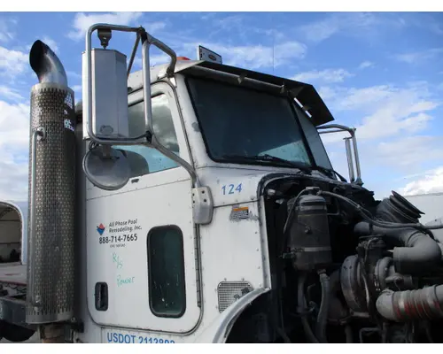 PETERBILT 335 CAB