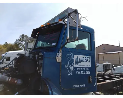 PETERBILT 335 CAB