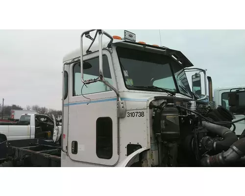 PETERBILT 335 CAB