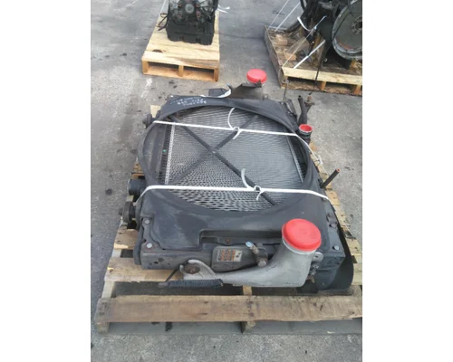 PETERBILT 335 COOLING ASSEMBLY (RAD, COND, ATAAC)