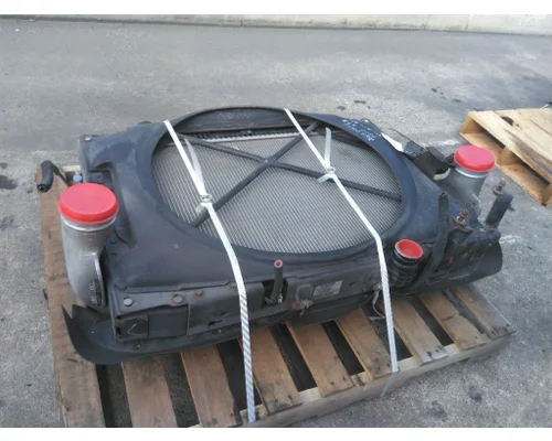 PETERBILT 335 COOLING ASSEMBLY (RAD, COND, ATAAC)
