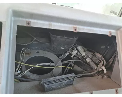 PETERBILT 335 Cab Mount