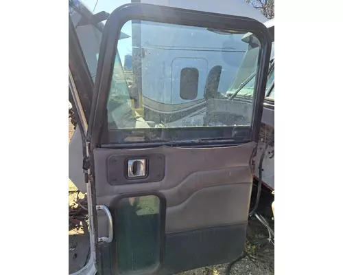 PETERBILT 335 Cab Mount