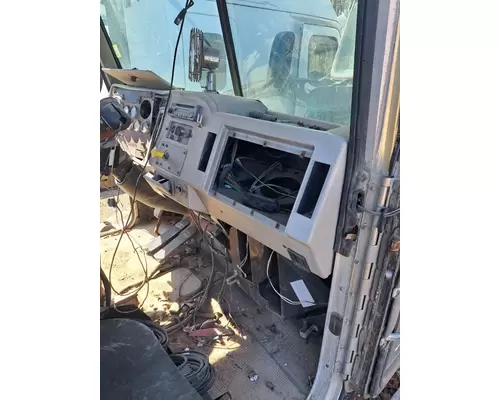 PETERBILT 335 Cab Mount