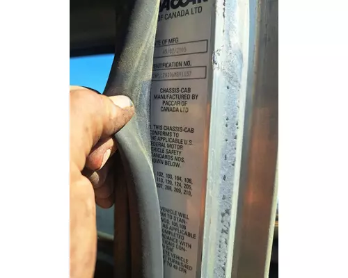 PETERBILT 335 Cab Mount