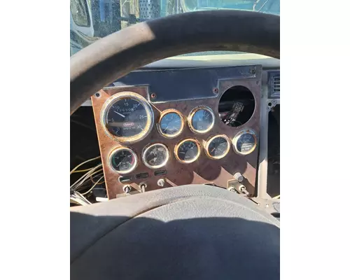 PETERBILT 335 Cab Mount