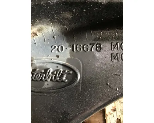 PETERBILT 335 Cab Mounts